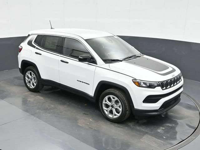 Used 2025 Jeep Compass Sport w/ Mopar Graphics Package AWD/4WD image 32