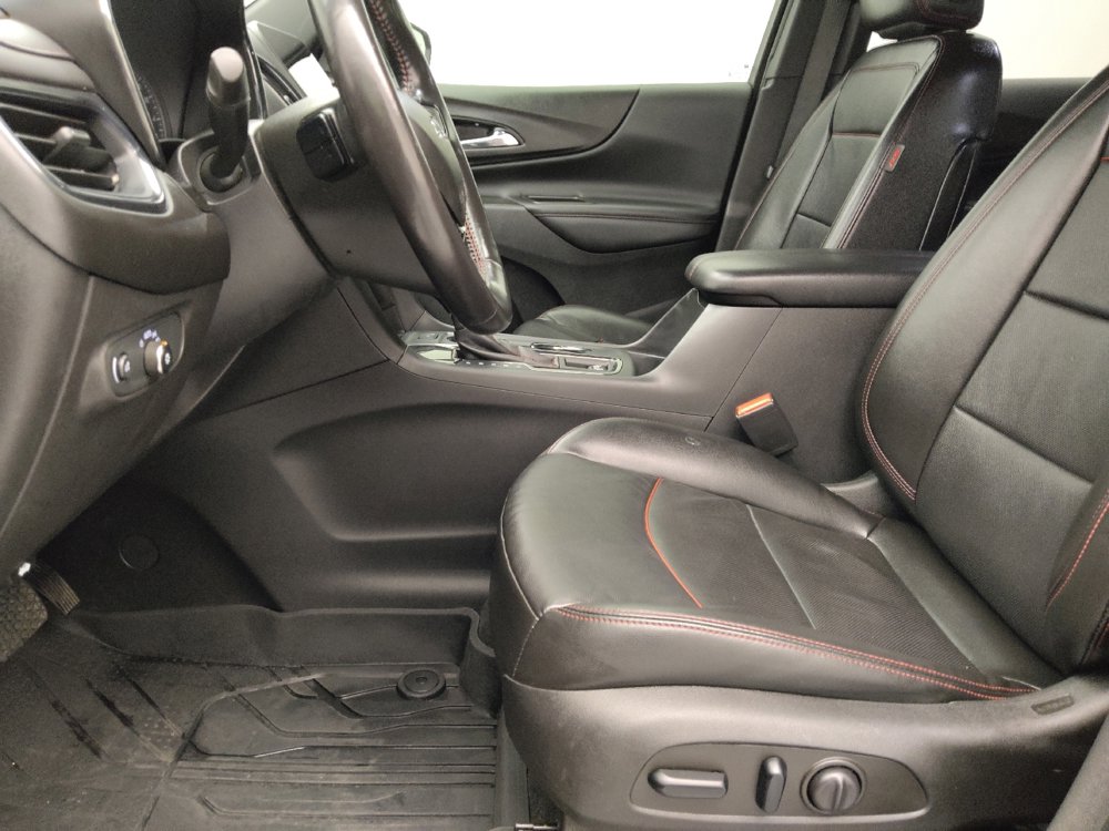 Used 2022 Chevrolet Equinox RS w/ RS Leather Package image 17