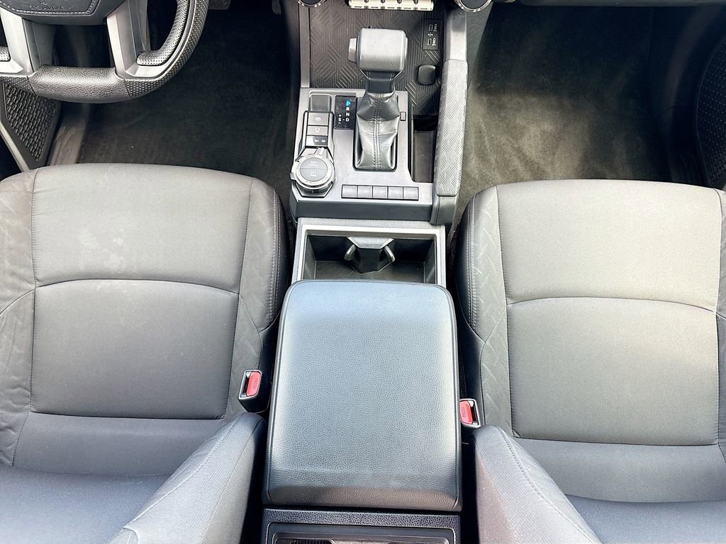 Certified 2024 Toyota Tacoma SR5 image 16