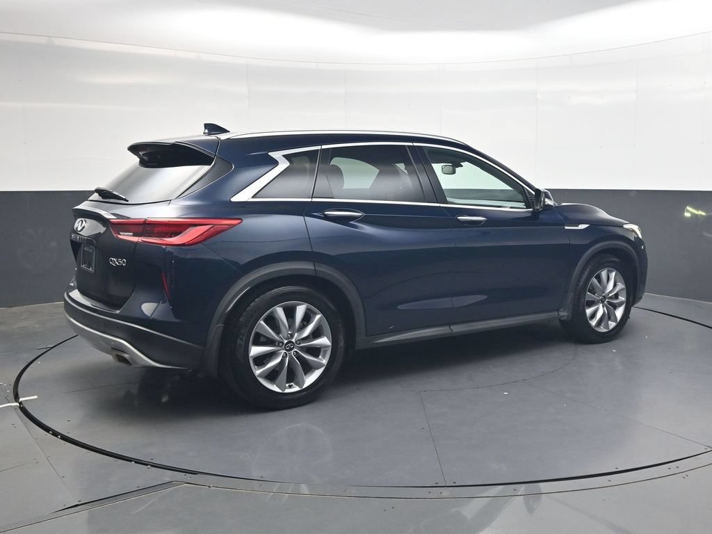 Used 2020 INFINITI QX50 Luxe w/ Navigation Package AWD/4WD image 4