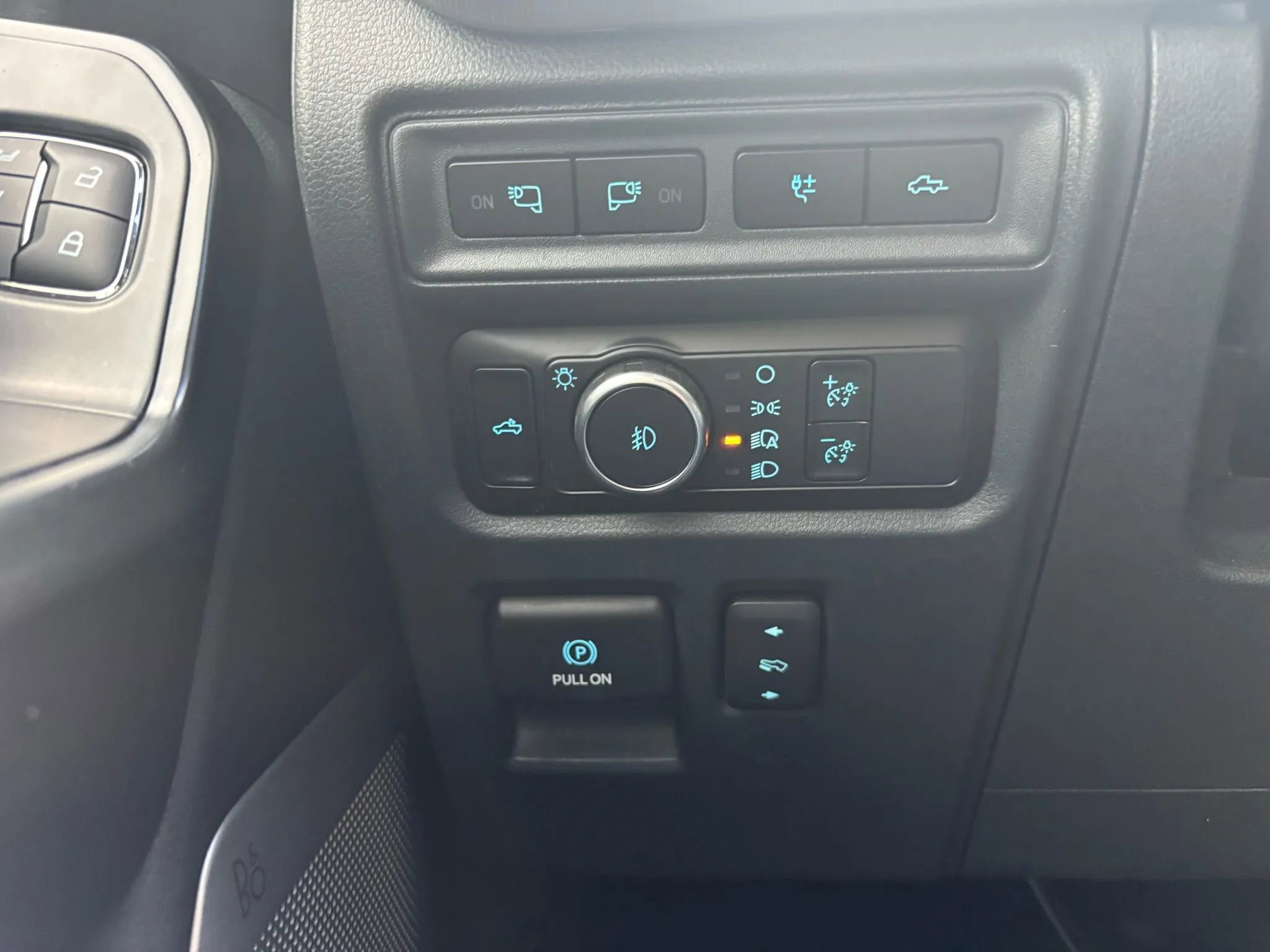 Used 2023 Ford F150 Raptor w/ Raptor Carbon Fiber Package image 24