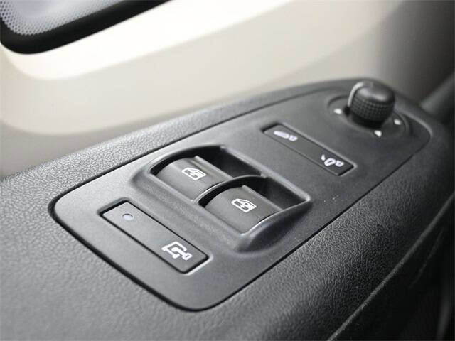 Used 2016 RAM ProMaster 2500 w/ Interior Convenience Group image 18