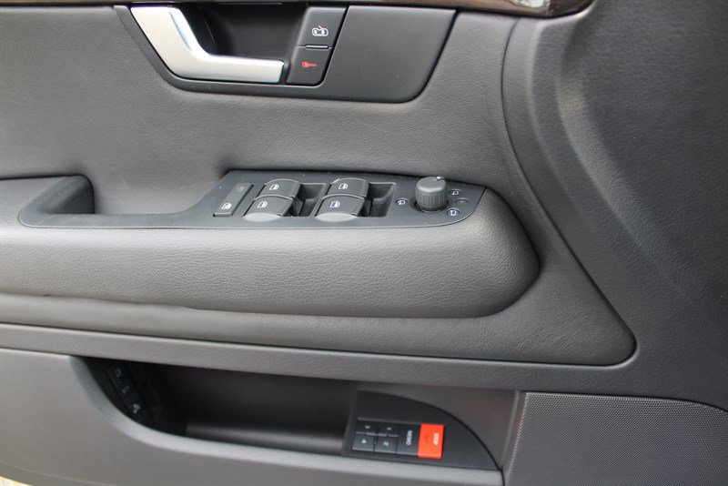 Used 2006 Audi S4 Sedan image 16