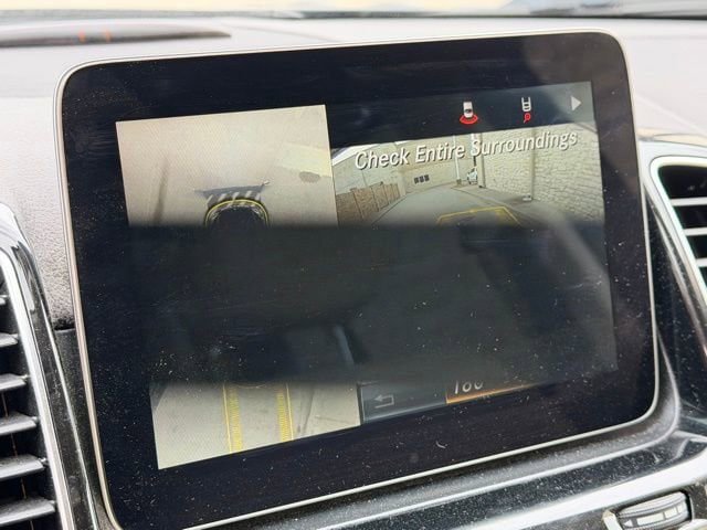 Used 2017 Mercedes-Benz GLS 450 4MATIC image 9