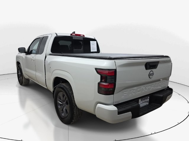 Used 2025 Nissan Frontier SV RWD image 8