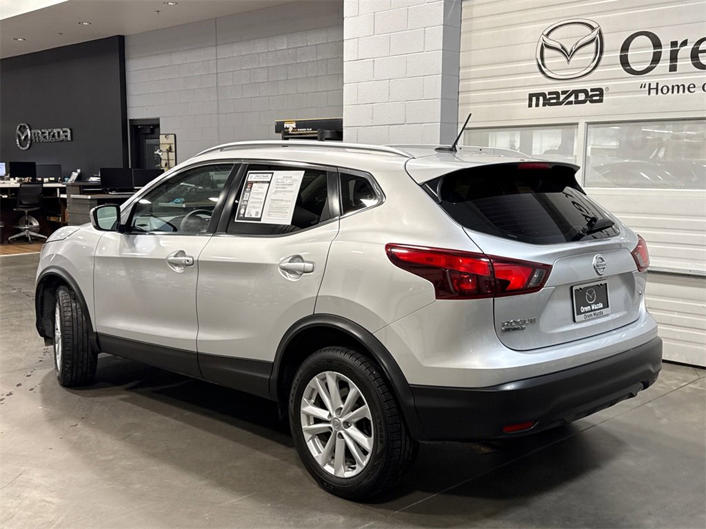 Used 2017 Nissan Rogue Sport SV image 27