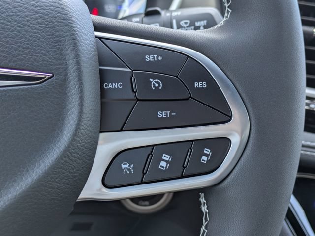 New 2026 Chrysler Pacifica Select FWD image 20