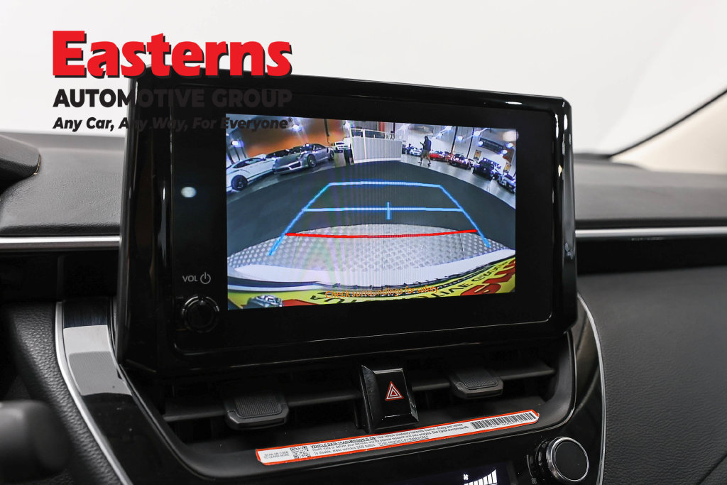 Used 2025 Toyota Corolla LE FWD image 16