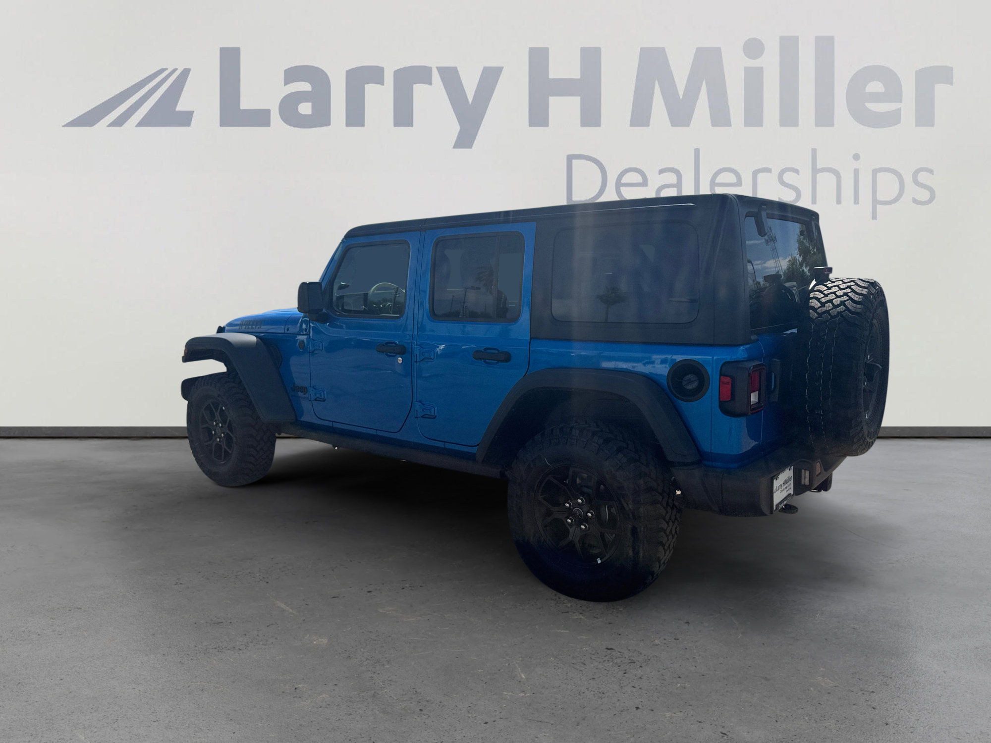 New 2025 Jeep Wrangler Willys AWD/4WD image 3