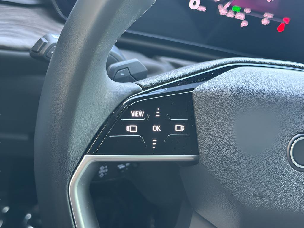 Used 2025 Audi Q5 Premium w/ Convenience Package image 18