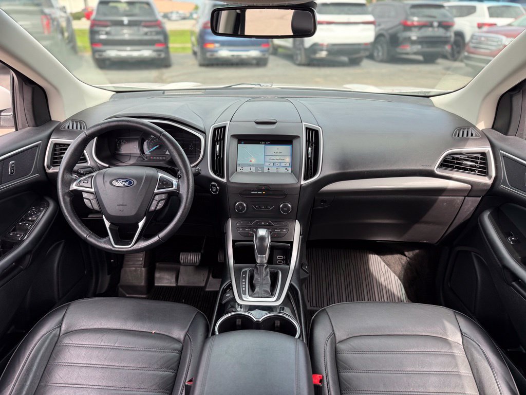 Certified 2018 Ford Edge SEL w/ Equipment Group 201A AWD/4WD image 2