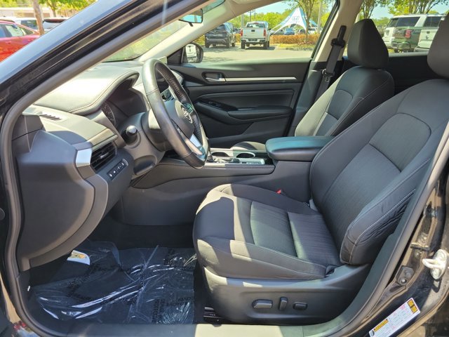 Used 2023 Nissan Altima 2.5 SV w/ SV Premium Package FWD image 15