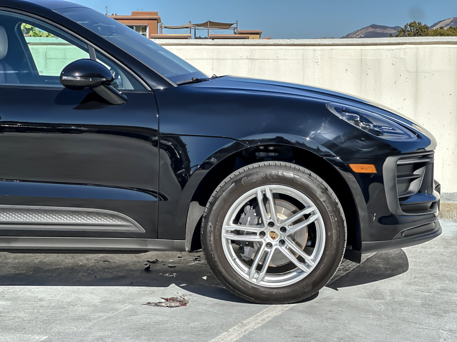 Certified 2023 Porsche Macan AWD/4WD image 33