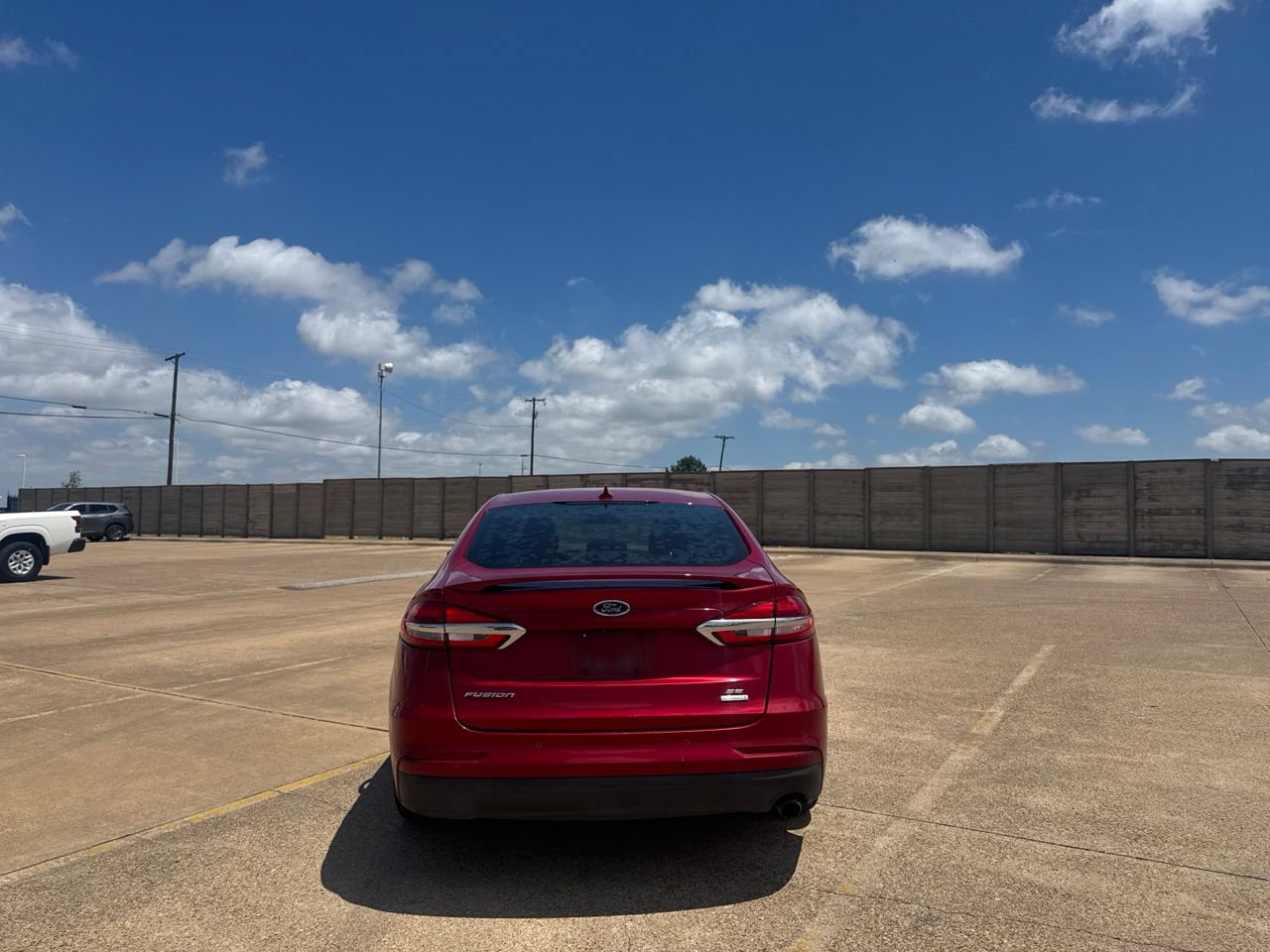 Used 2020 Ford Fusion SE w/ Equipment Group 151A FWD image 18