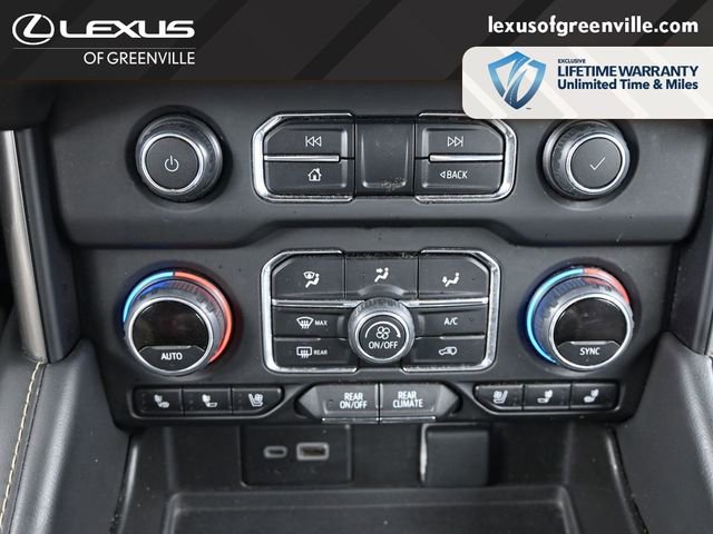 Used 2023 Chevrolet Suburban Premier AWD/4WD image 15