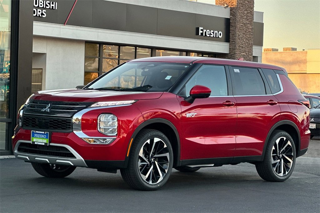 New 2025 Mitsubishi Outlander SE image 9