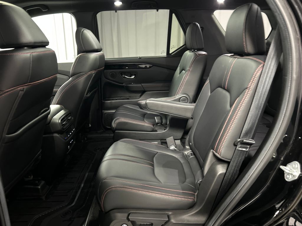 Used 2024 Honda Pilot TrailSport image 22