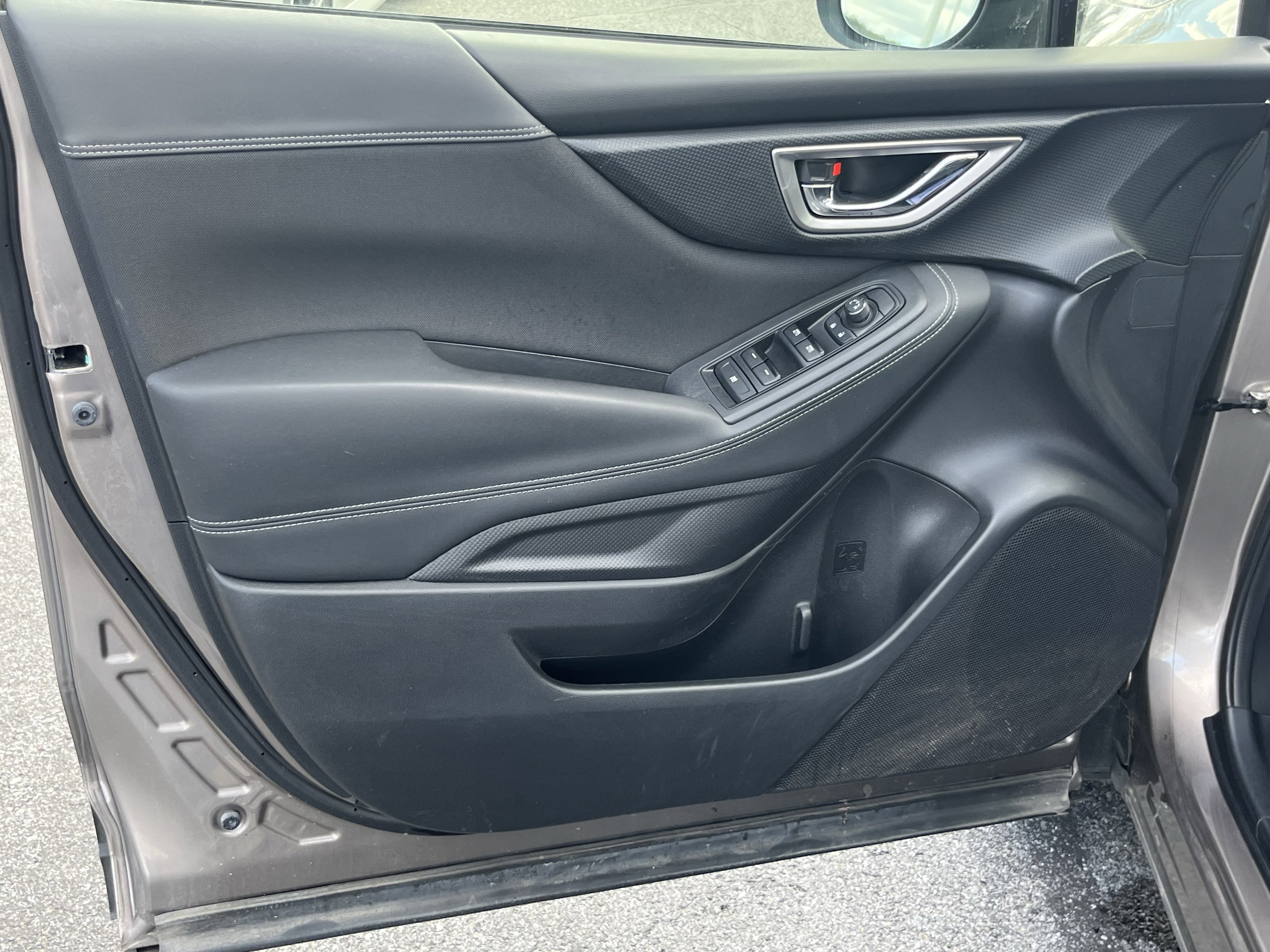 Used 2022 Subaru Forester Premium w/ Popular Package #1 image 25