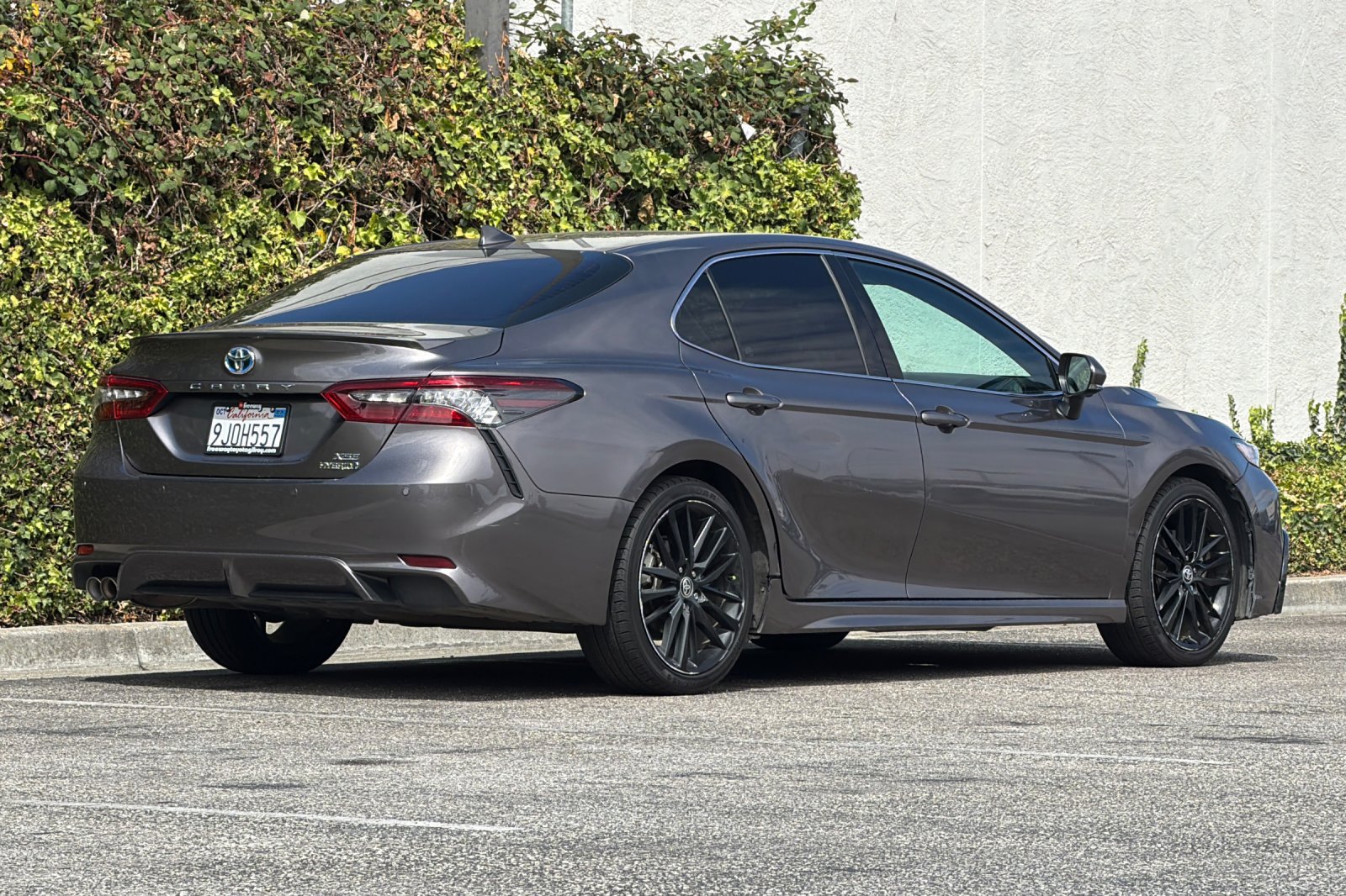 Used 2024 Toyota Camry XSE w/ Navigation Package FWD image 4
