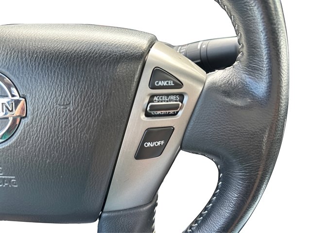 Used 2014 Nissan Titan PRO-4X AWD/4WD image 38