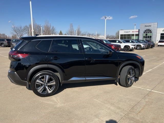 Used 2023 Nissan Rogue SL w/ SL Premium Package image 5