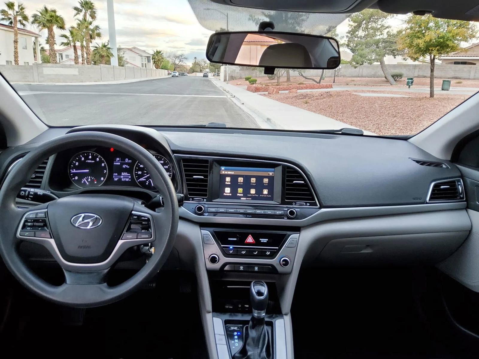 Used 2017 Hyundai Elantra SE image 6