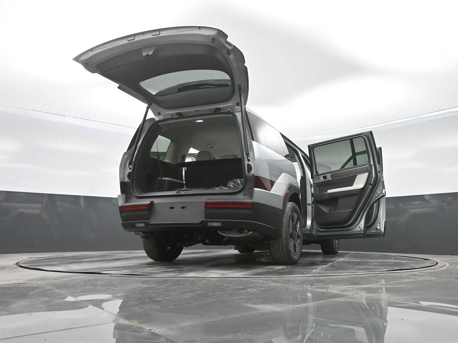 Certified 2026 Hyundai Santa Fe SE FWD image 42