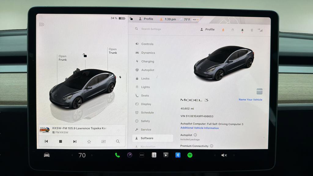 Used 2023 Tesla Model 3 Standard Range image 10