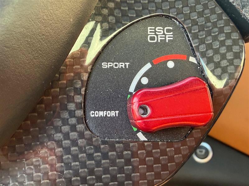 Used 2015 Ferrari California T RWD image 11