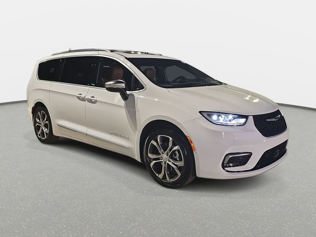 New 2026 Chrysler Pacifica Pinnacle FWD image 3