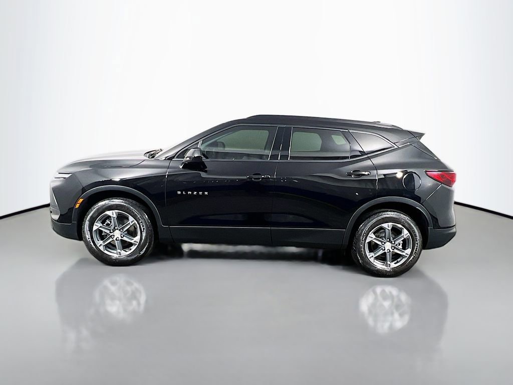 Used 2023 Chevrolet Blazer LT w/ Convenience Package image 8