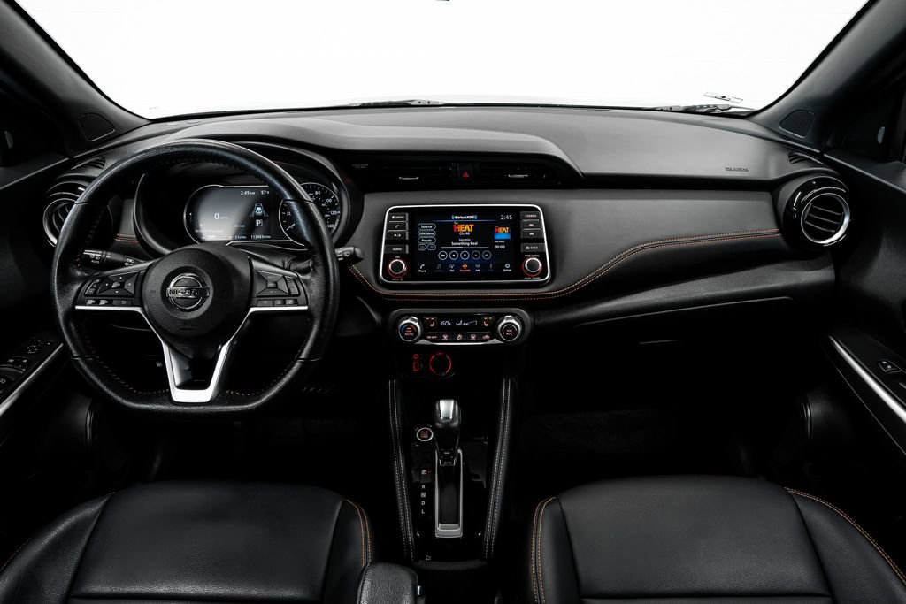 Used 2020 Nissan Kicks SR w/ SR Premium Package image 24