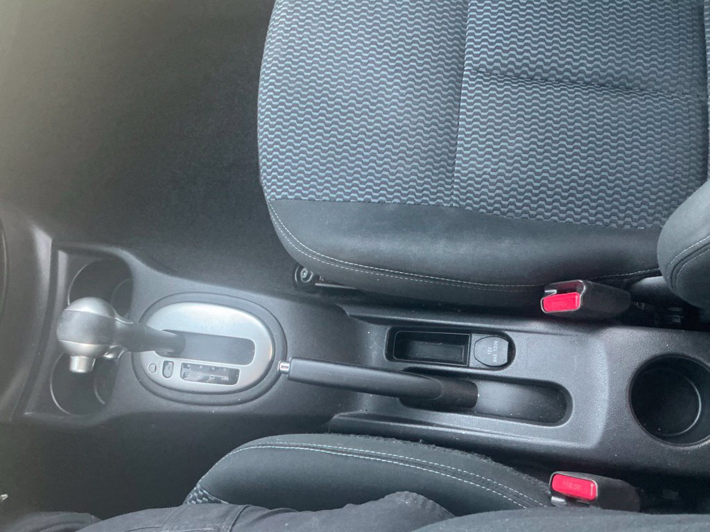 Used 2014 Nissan Versa Note SV w/ Sport Value Package FWD image 17