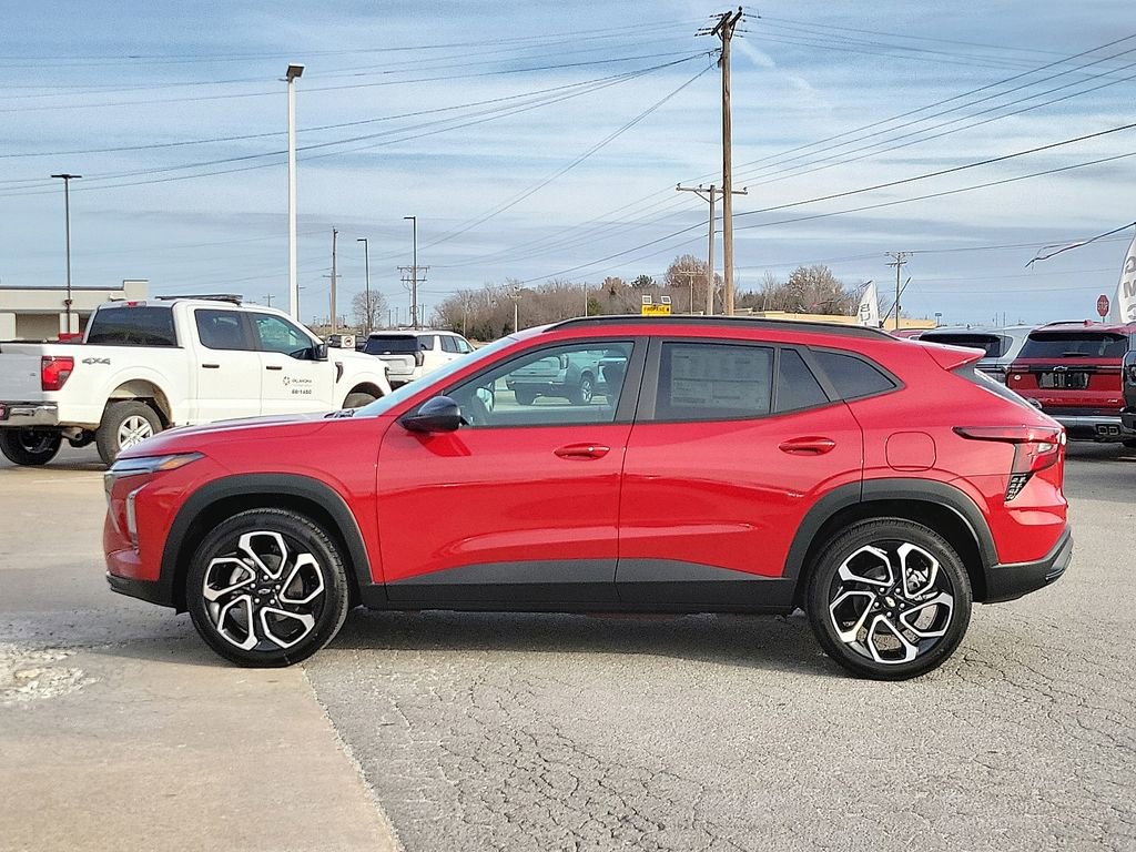 New 2026 Chevrolet Trax RS w/ Driver Confidence Package image 3
