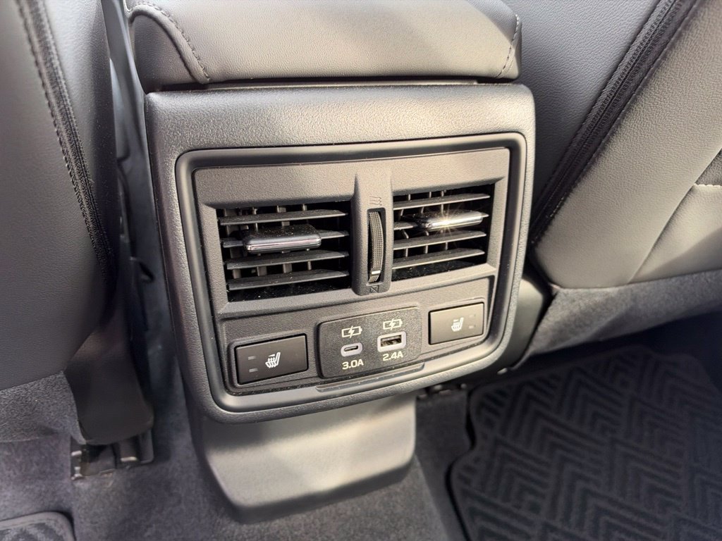 Certified 2026 Subaru Outback Limited XT AWD/4WD image 10
