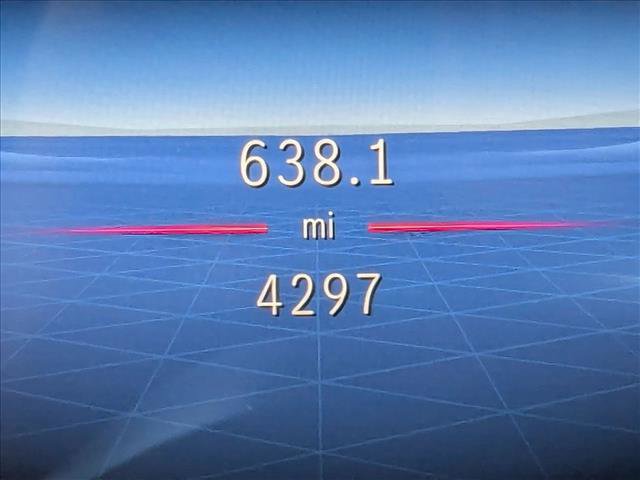 Used 2025 Mercedes-Benz GLA 250 image 11