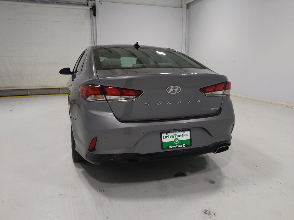 Used 2018 Hyundai Sonata Limited w/ Ultimate Package 07 FWD image 6