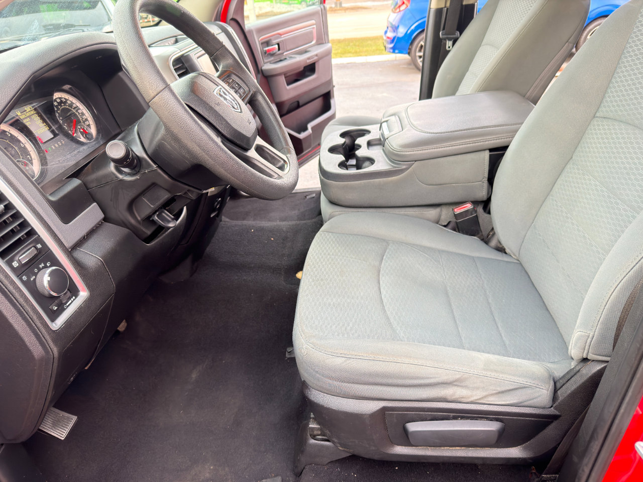 Used 2020 RAM 1500 Classic SLT image 16