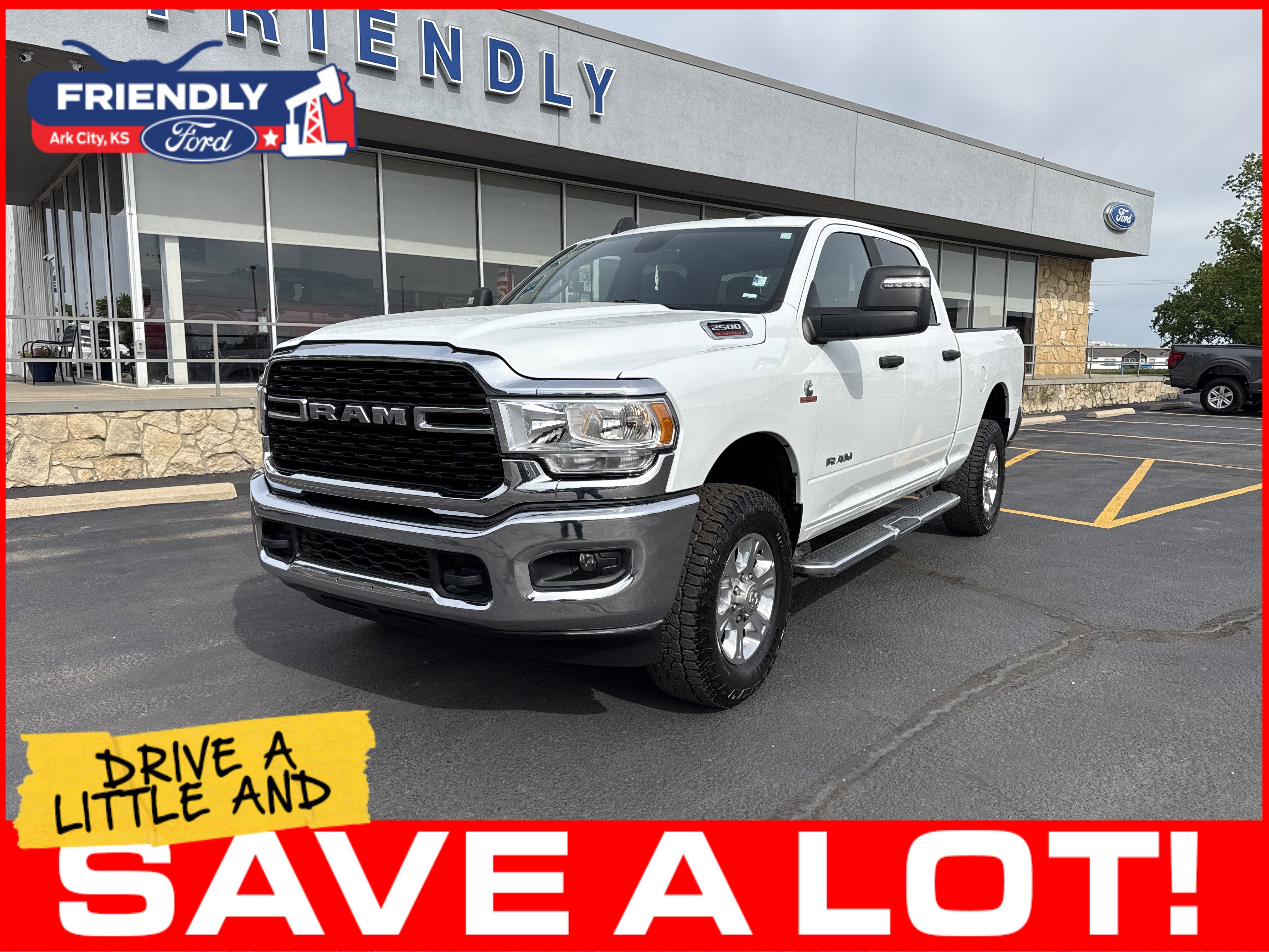 Used 2024 RAM 2500 Big Horn AWD/4WD image 1