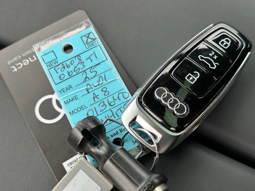 Used 2025 Audi A8 L 3.0T AWD/4WD image 57