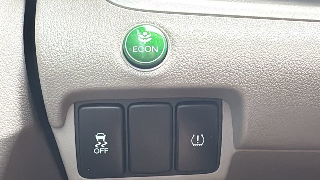 Used 2014 Honda CR-V LX image 17