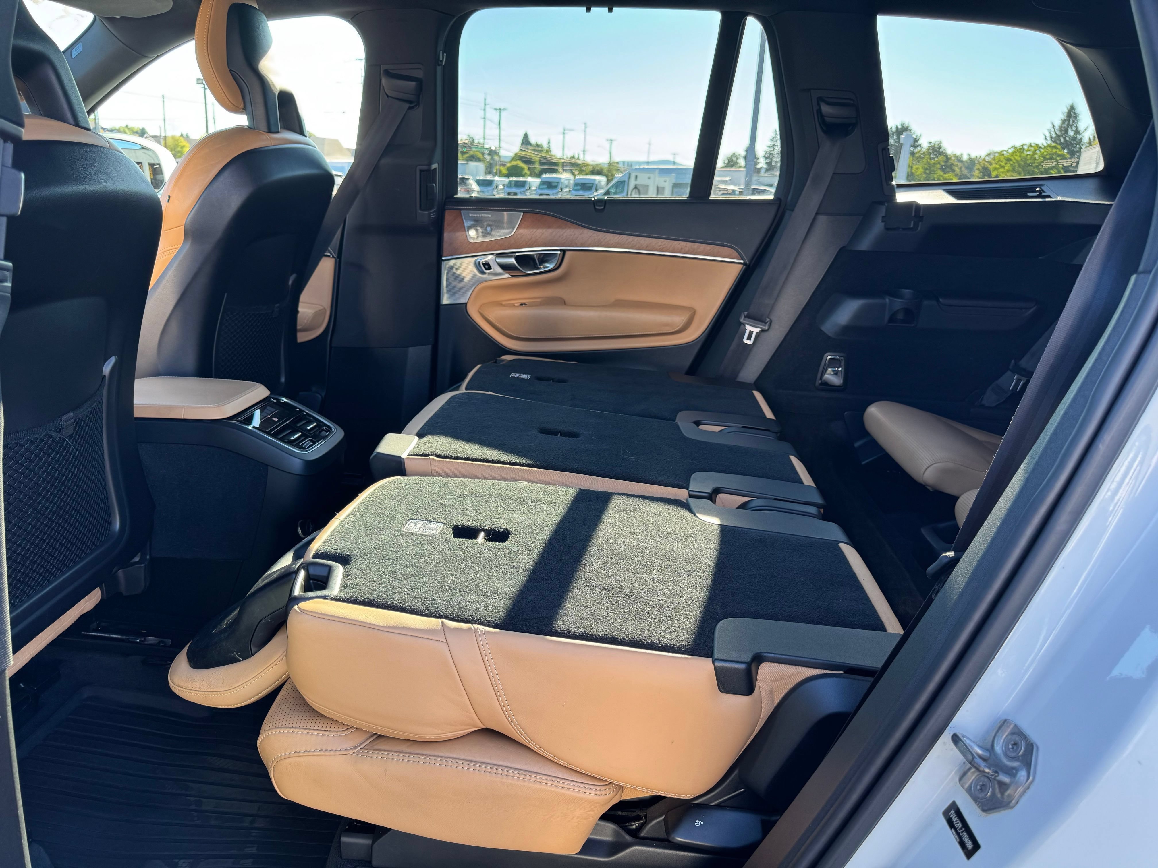 Used 2018 Volvo XC90 T6 Inscription w/ Convenience Package AWD/4WD image 25