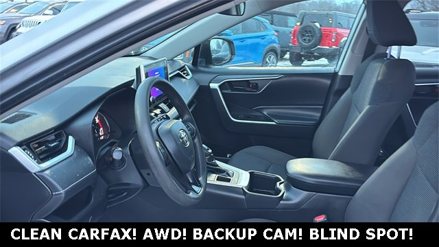 Used 2023 Toyota RAV4 LE image 20