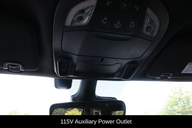 Used 2020 Chrysler Pacifica Limited FWD image 23