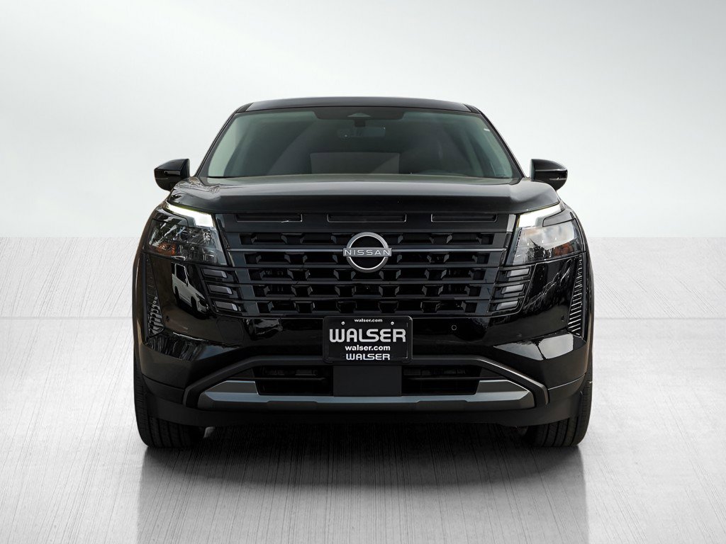 New 2026 Nissan Pathfinder SL w/ SL Premium Package AWD/4WD image 2