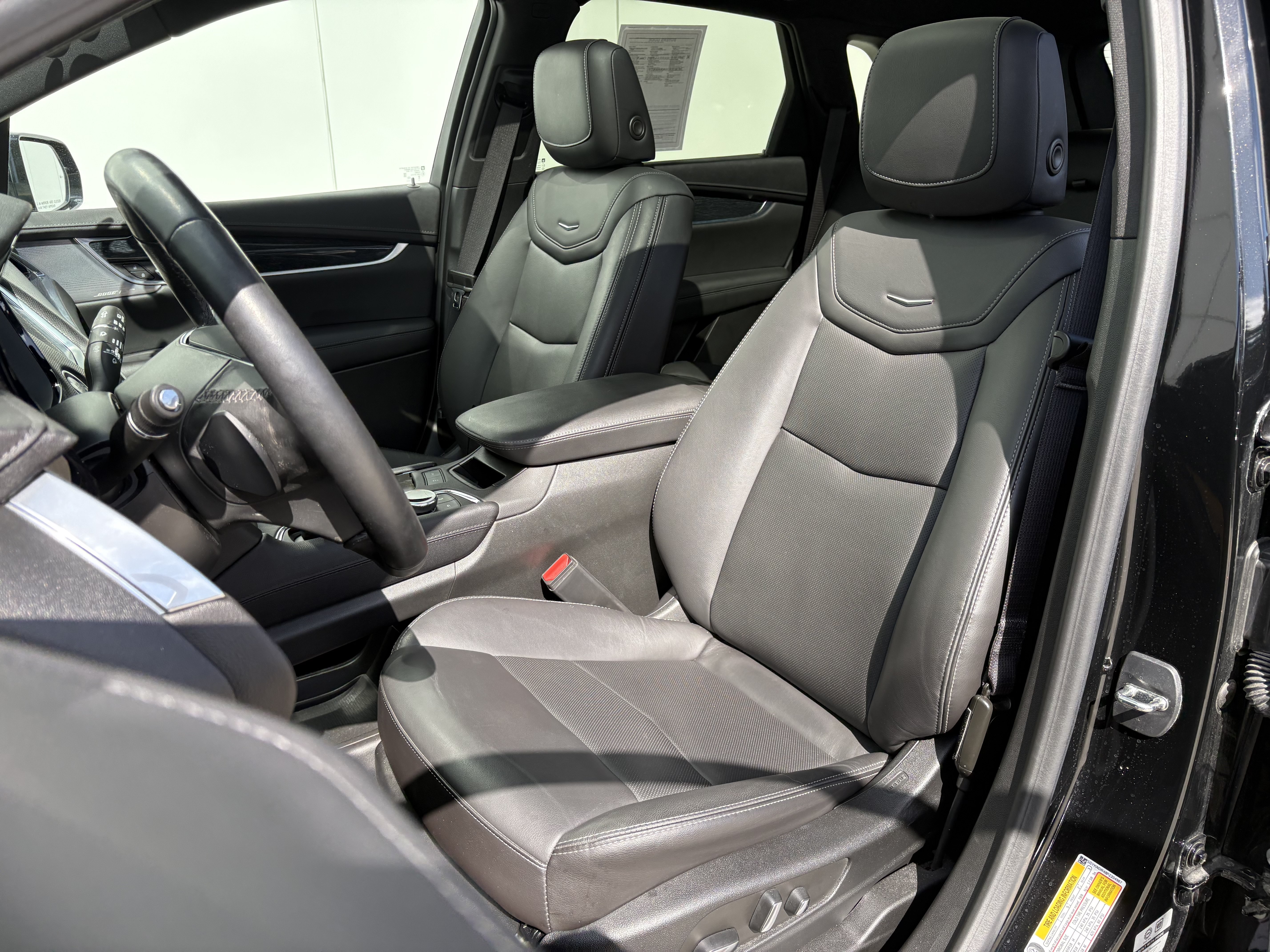 Certified 2023 Cadillac XT5 Premium Luxury AWD/4WD image 11