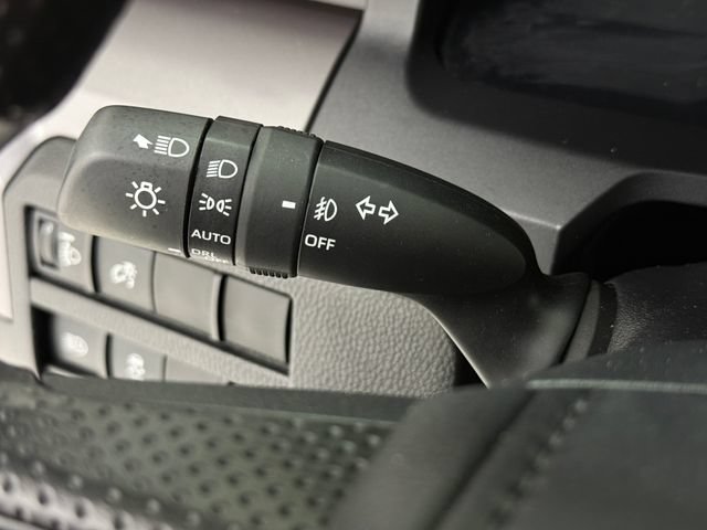 Used 2026 Toyota Tacoma SR5 AWD/4WD image 13