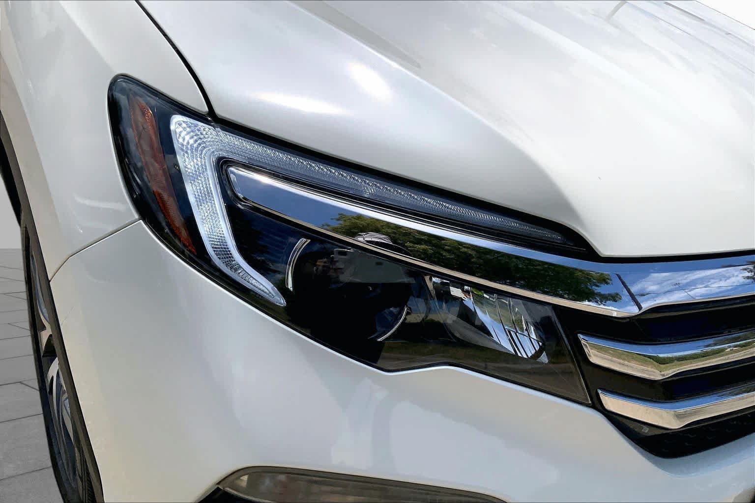 Used 2016 Honda Pilot Elite image 27