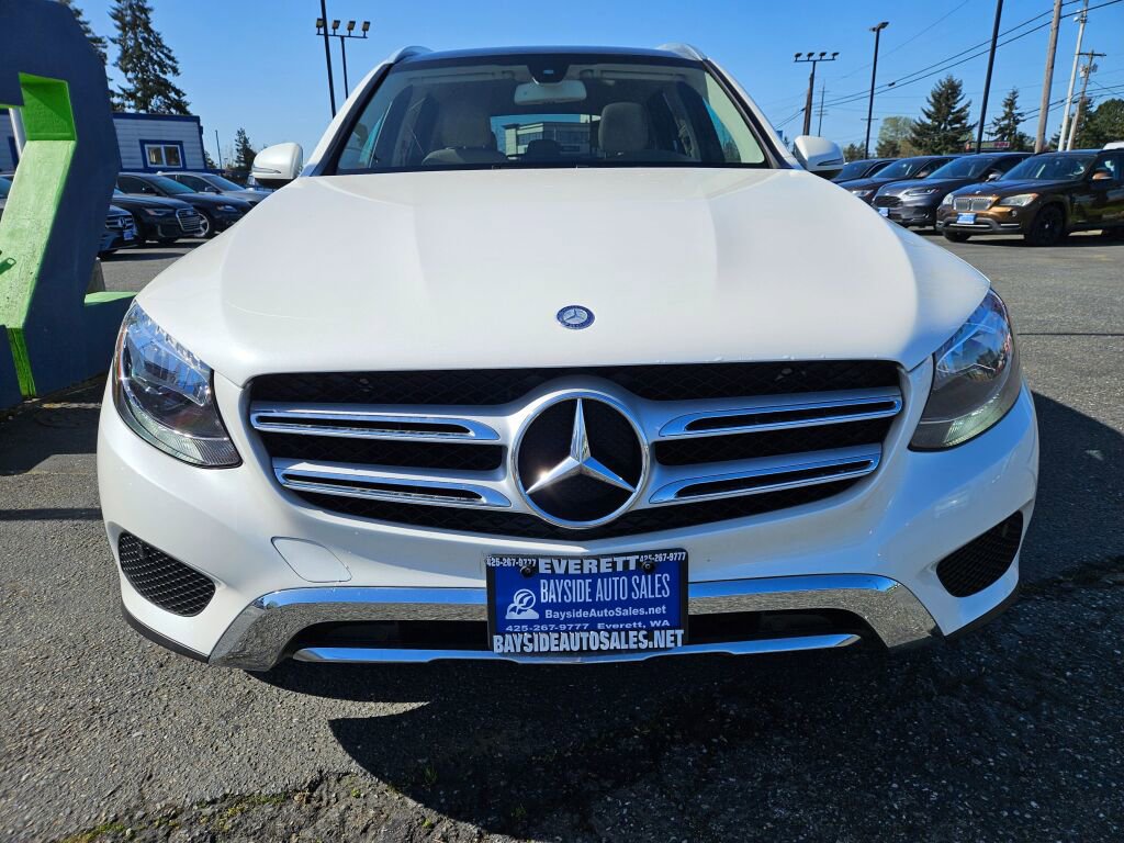 Used 2017 Mercedes-Benz GLC 300 4MATIC w/ Premium 1 Package image 7