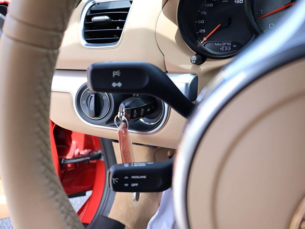 Used 2013 Porsche Boxster S RWD image 31